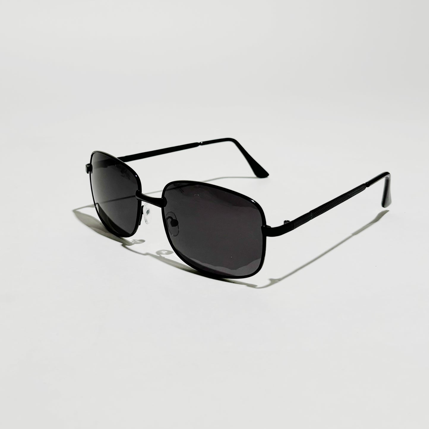 Modern Black Shield - Style Sunglasses